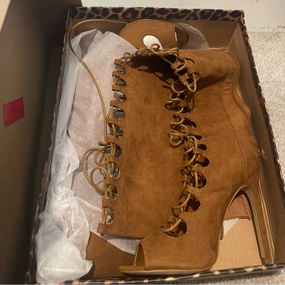 River Island Tan Lace-Up Heeled Boots